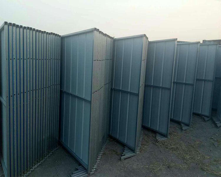 彩钢围挡板租赁的环保标准是什么