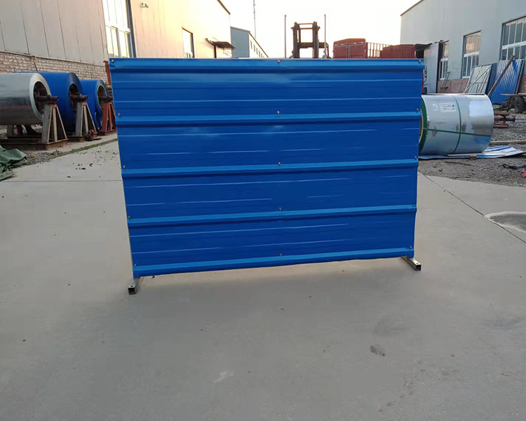 围挡板的环保设计与材料创新